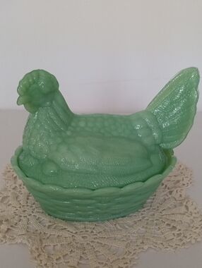 Vintage Inspired Jadeite Green Glass Hen on Nest Covered Dish